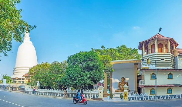 Panorama of Sri Sambuddhaloka Viharaya Temple — Stock Photo, Image