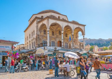 Monastiraki Meydanı