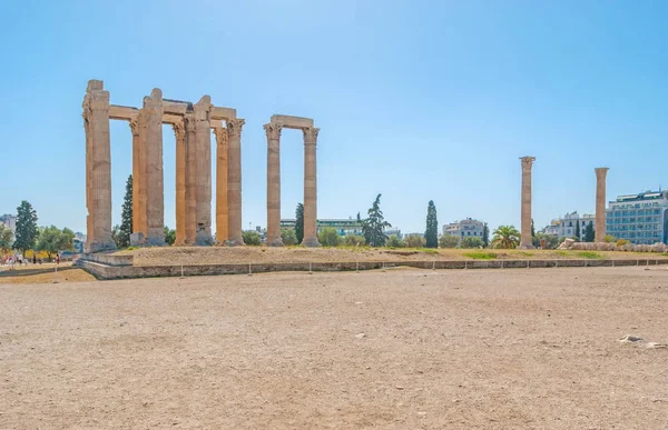 El templo en ruinas del Zeus olímpico — Foto de Stock