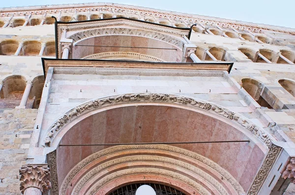 Las decoraciones de Catedral de Parma — Foto de Stock