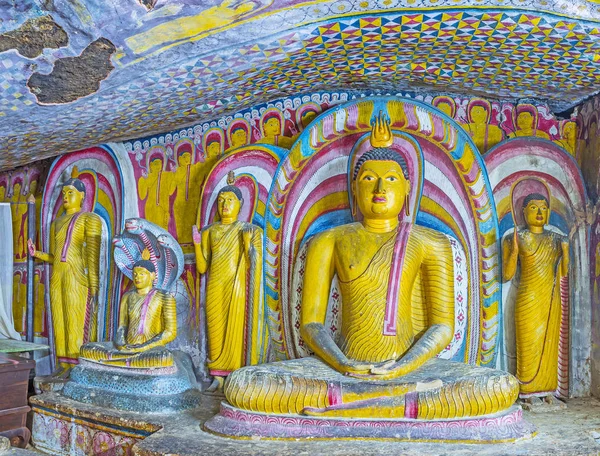 Die heiligen buddhistischen Tempel in Dambulla — Stockfoto
