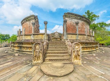 Polonnaruwa antik Budist Tapınak