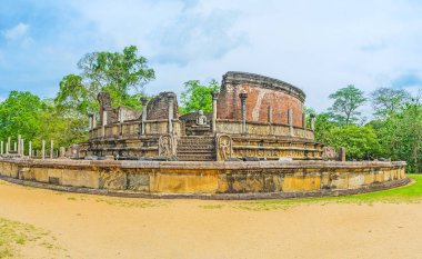 Polonnaruwa Budist harabelerde