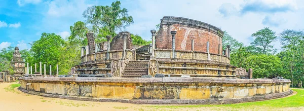 La maison Stupa en ruine à Polonnaruwa — Photo
