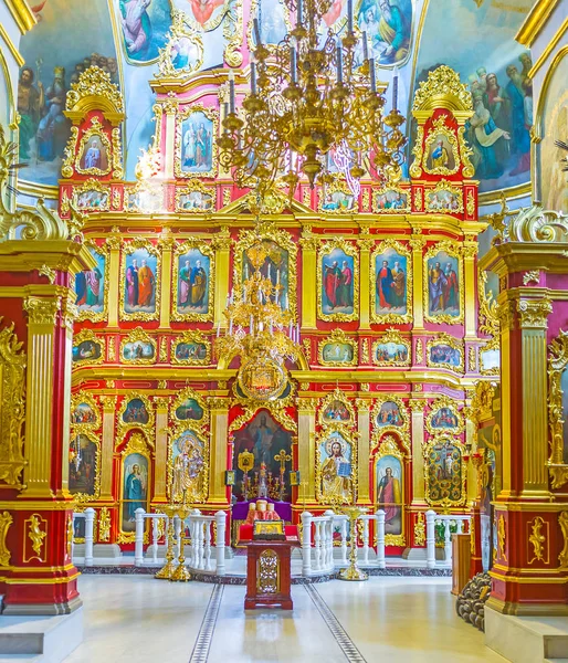 The golden iconostasis — Stock Photo, Image