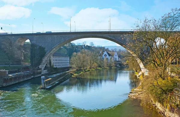 De Hochbrucke in Baden — Stockfoto