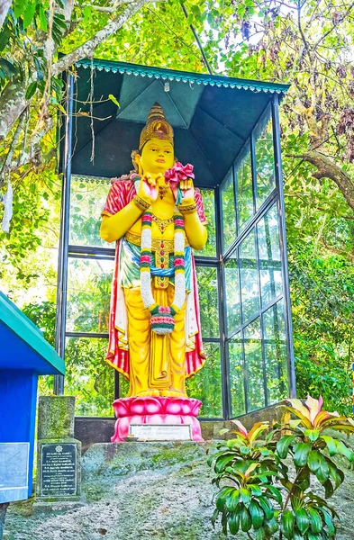 Statua bodhisattwy Maitrei — Zdjęcie stockowe