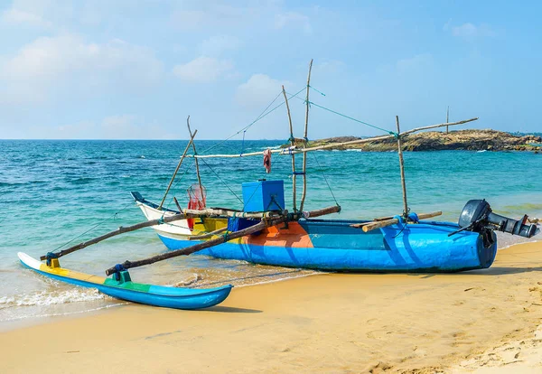 The boat on the shore — Stock Photo, Image