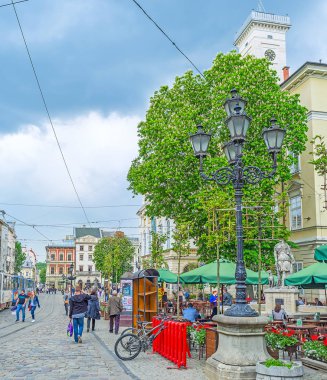 Lvov Pazar Meydanı sokak