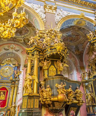 Lvov kilisede St Andrew minber 