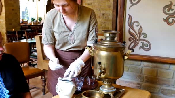 Traditional Russian tea ceremony — Stock Video