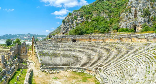 Δύο αξέχαστες ορόσημα — Φωτογραφία Αρχείου