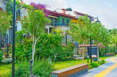 Kaleiçi, Antalya parklarda