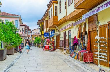 Antalya'da alışveriş