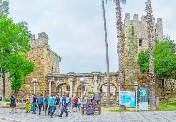 Panorama de la Puerta de Adriano —  Fotos de Stock