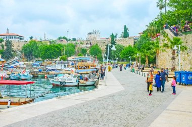 Eski marina sahil alanının