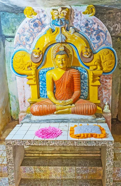 Das kleine Bildhaus des vijayothpaya-Schreins — Stockfoto