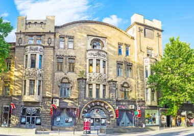 Rustaveli Caddesi, Tbilisi Art Nouveau yapı