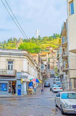 Eski Tbilisi sokaklarında