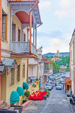 Tiflis Sololaki Tepesi'nden iniş