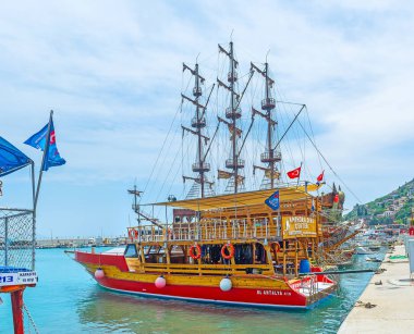 Alanya eski liman gezileri