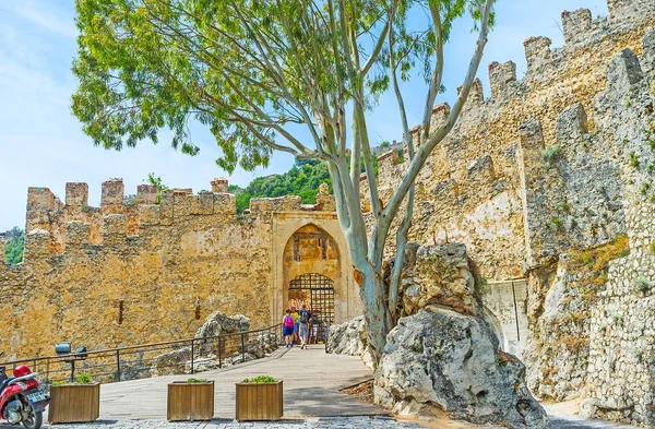La entrada a la fortaleza de Alanya — Foto de Stock