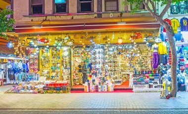 Alanya Kapalıçarşı'nın ışıkları