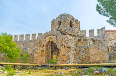 Alanya eski kilisede