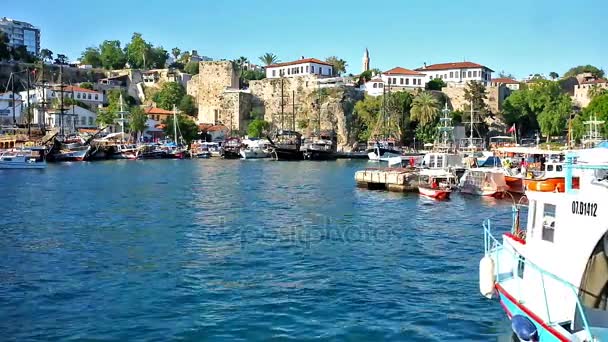 Boats in port of Antalya — Stock Video