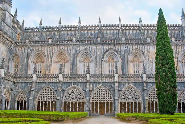 Architectuur van klooster van Batalha — Stockfoto