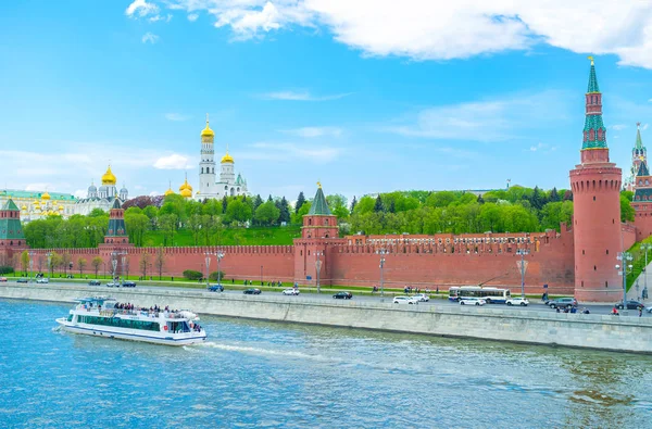 O aterro do rio Moskva — Fotografia de Stock