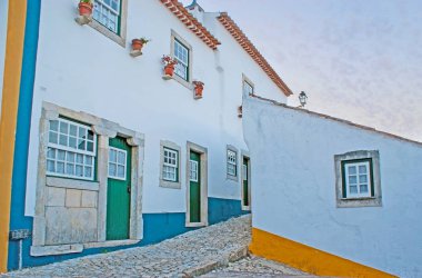 Eski Obidos keşfedin