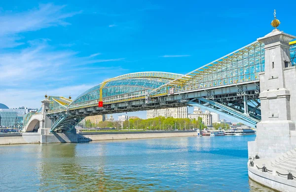 The modern bridges in Moscow — Stock Photo, Image