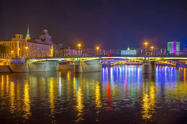 Kvällen Moskva broar — Stockfoto