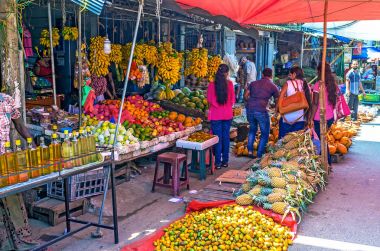 Wellawaya market meyve ahır