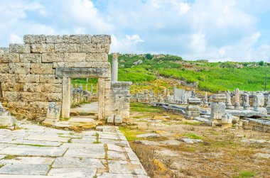 Harabeleri, Perge, Türkiye