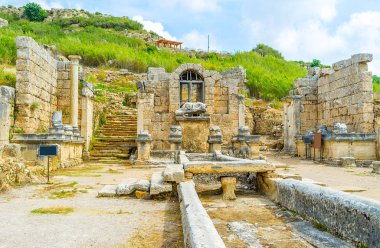 Perge antik kalıntıları