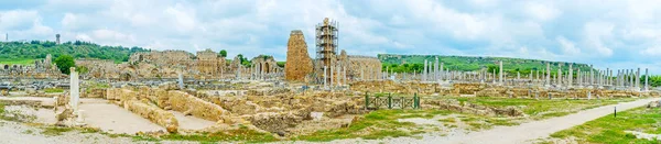 Archeologická lokalita v Antalya předměstí — Stock fotografie