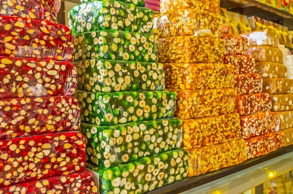 Rahat lokum Side'de parlak renkler