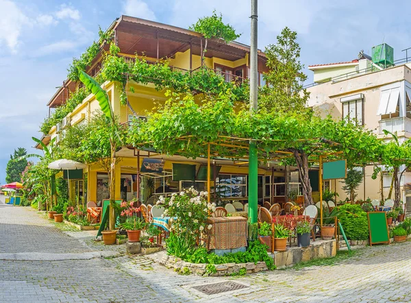 Side'de yeşil Restoran