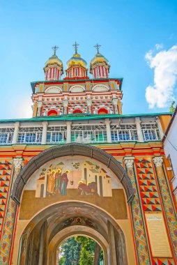 St Sergius Trinity Lavra Gate kilisede