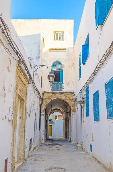 Tunis Medine'de yürümek