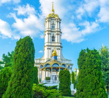 Pochayiv Lavra yüksek çan kulesi