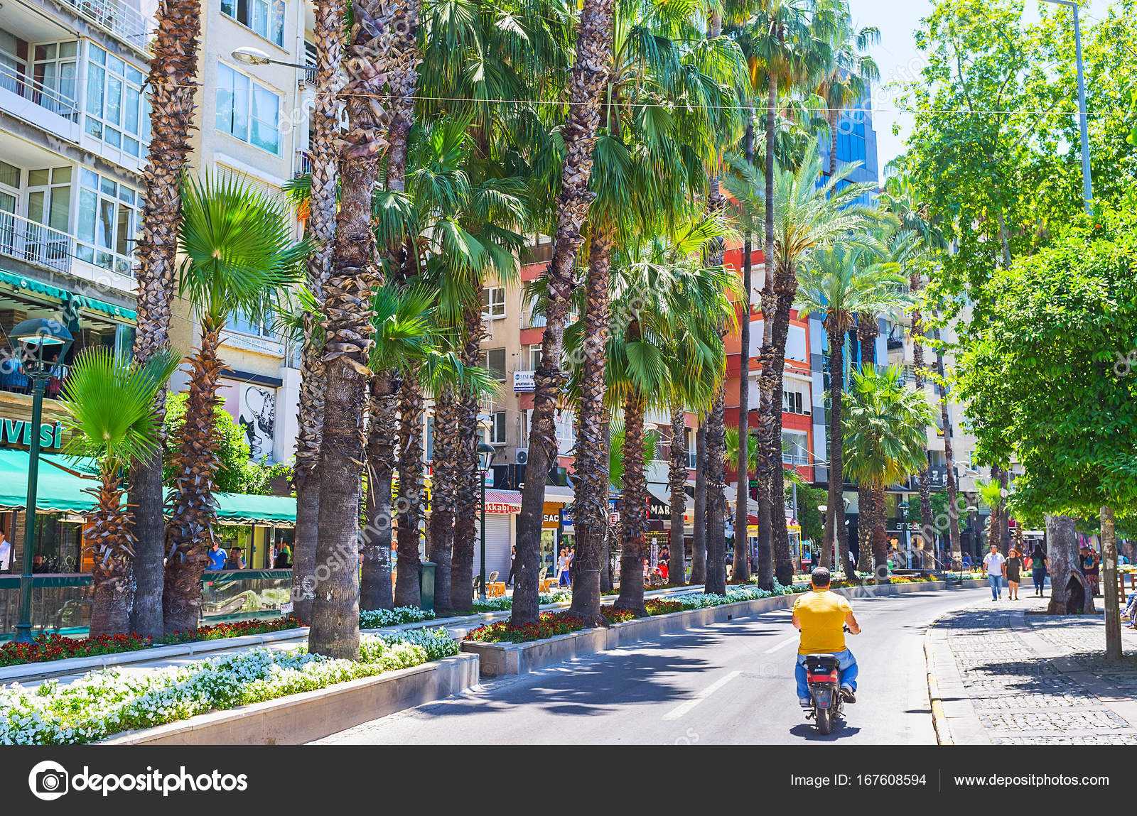 Ataturk Boulevard in Antalya Stock Editorial Photo © efesenko 167608594