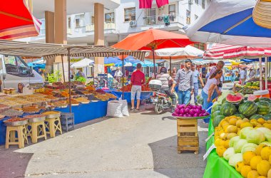 Antalya'da gıda pazarı ziyaret