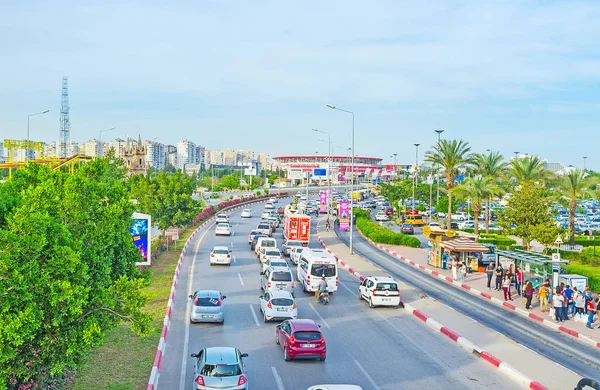 Tráfico pesado en Antalya — Foto de Stock