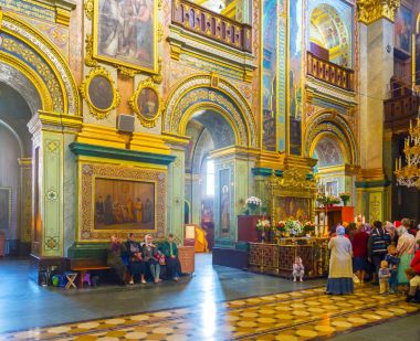 Dua salonu Dormition Katedrali