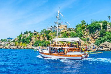 Antalya kıyı boyunca yolculuk