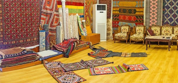 Antalya eski Halı deposunda iç