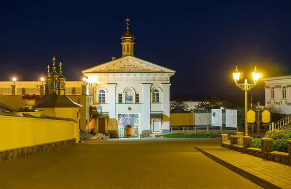 Pochaev Lavra kutsal kapıları — Stok fotoğraf